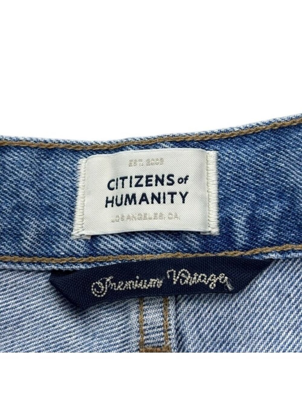 Citizens of Humanity Camilla Frayed Hem Short In Vanja - Picture 3 of 7